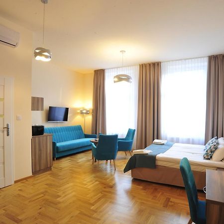 Kosmopolita Apartments Krakau Buitenkant foto