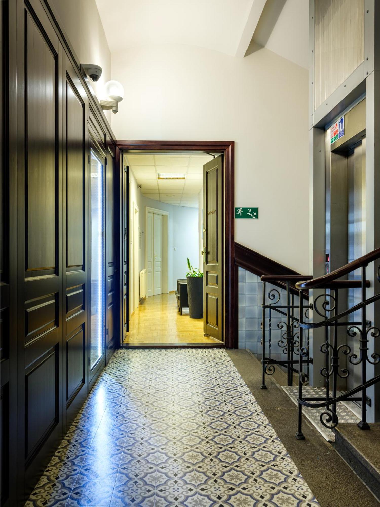 Kosmopolita Apartments Krakau Buitenkant foto