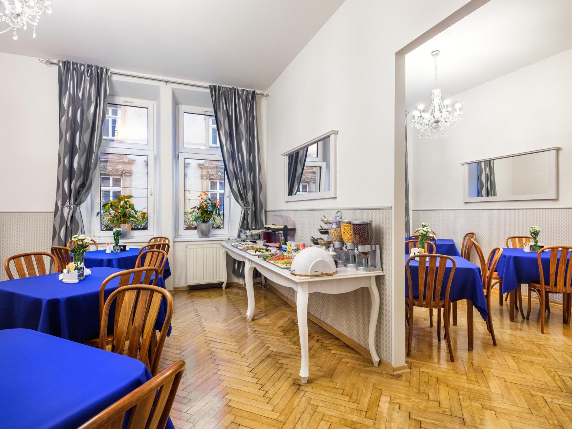 Kosmopolita Apartments Krakau Buitenkant foto