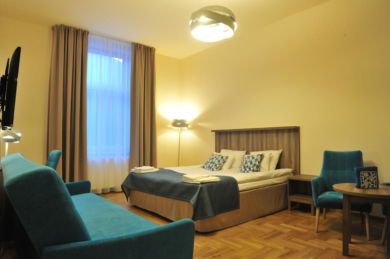 Kosmopolita Apartments Krakau Buitenkant foto