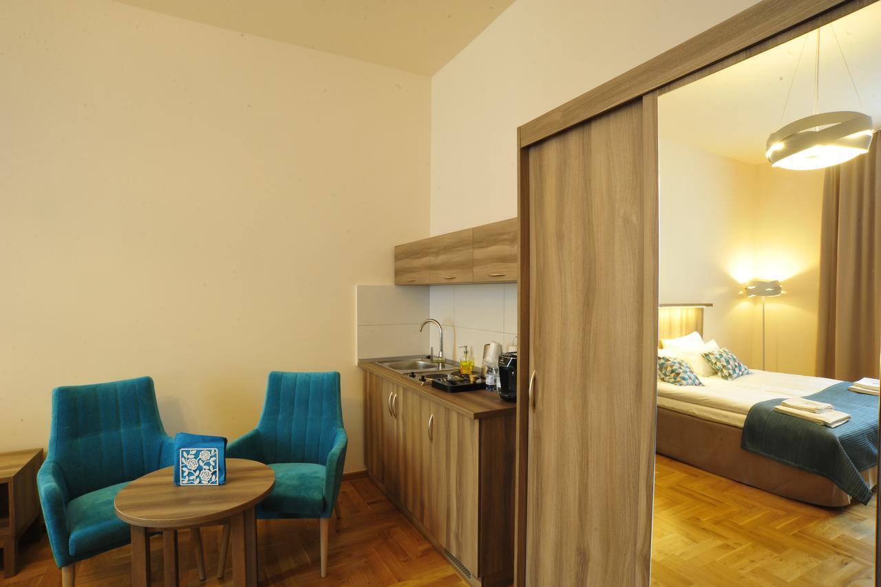 Kosmopolita Apartments Krakau Buitenkant foto