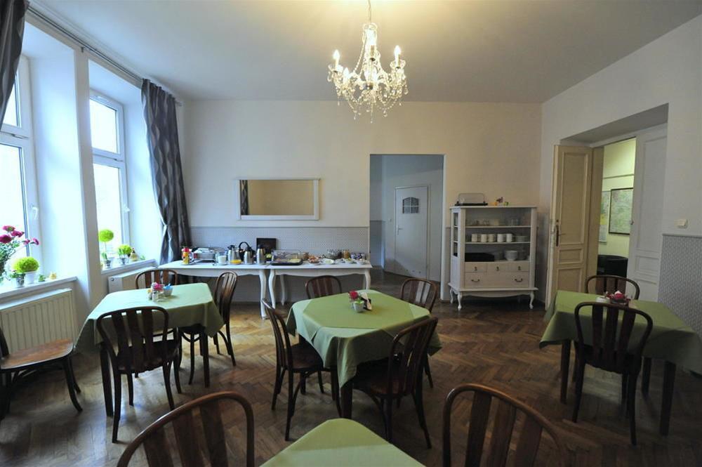 Kosmopolita Apartments Krakau Buitenkant foto